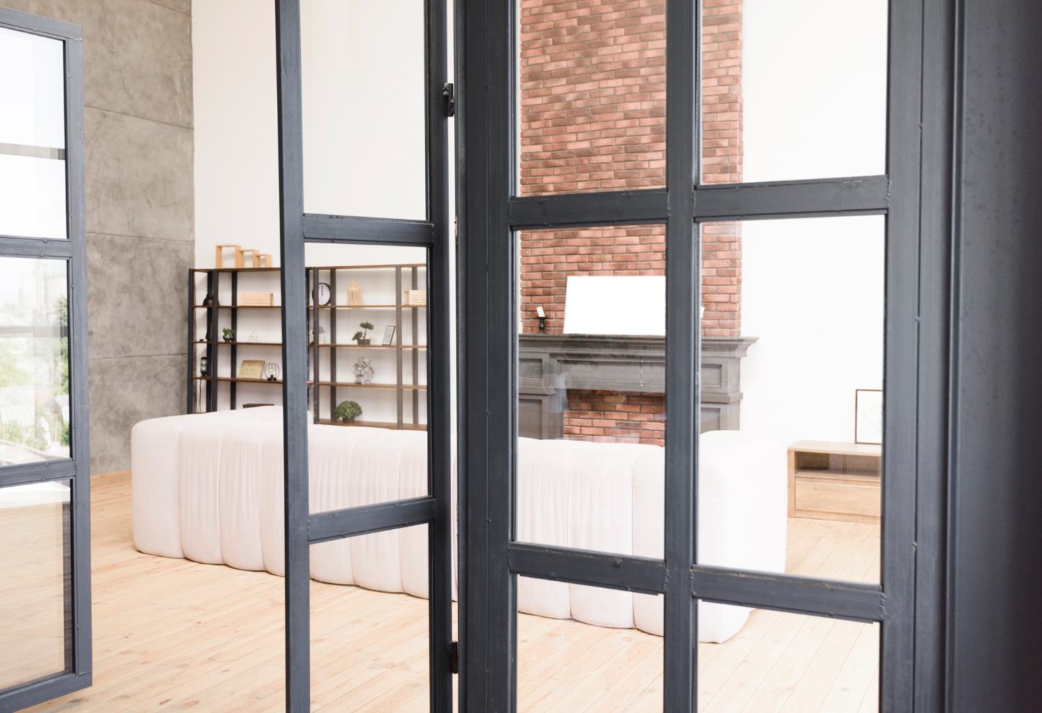 custom aluminium doors and windows