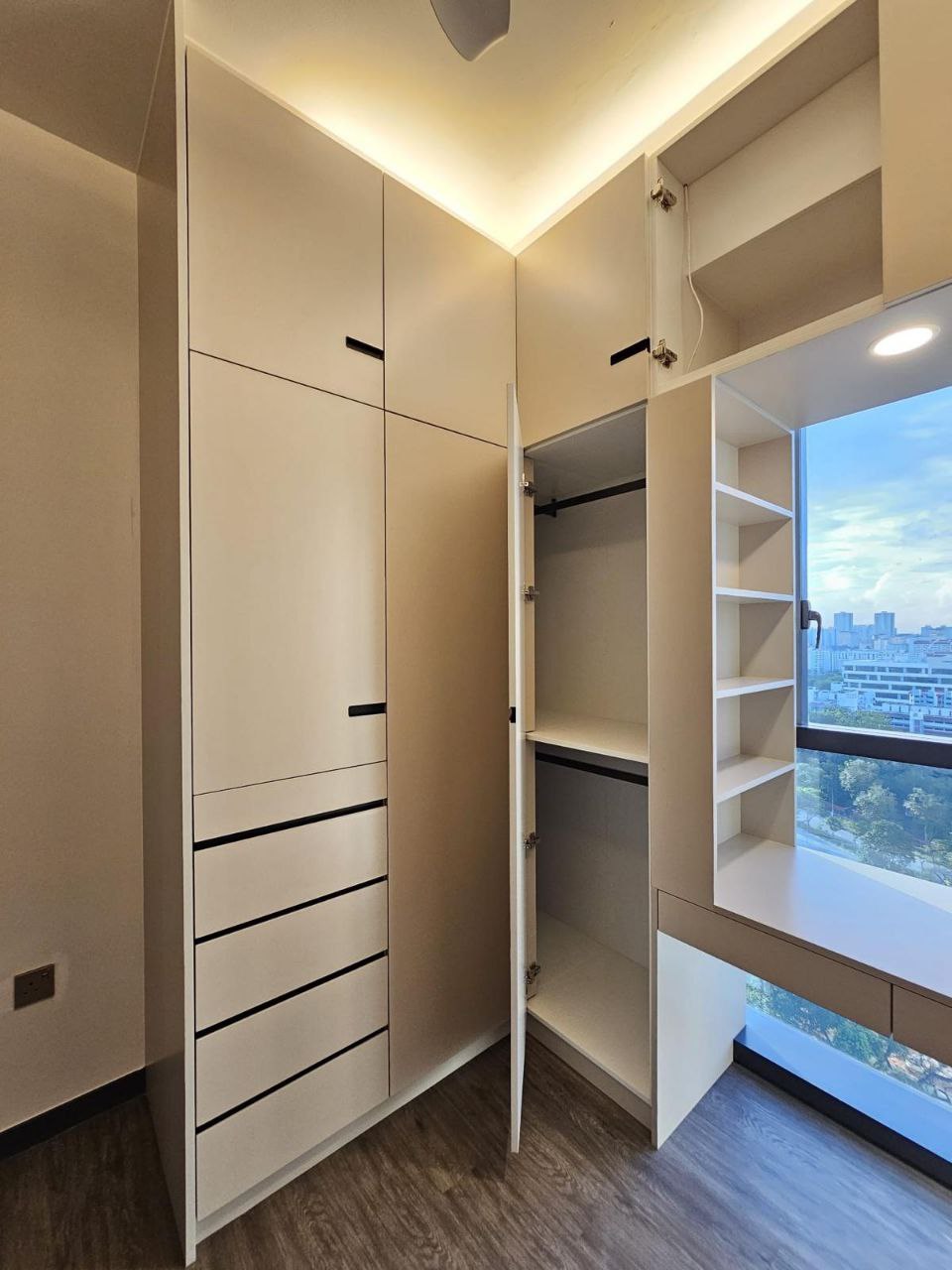 Aluminium Kitchen Cabinet Problems Singapore (1)