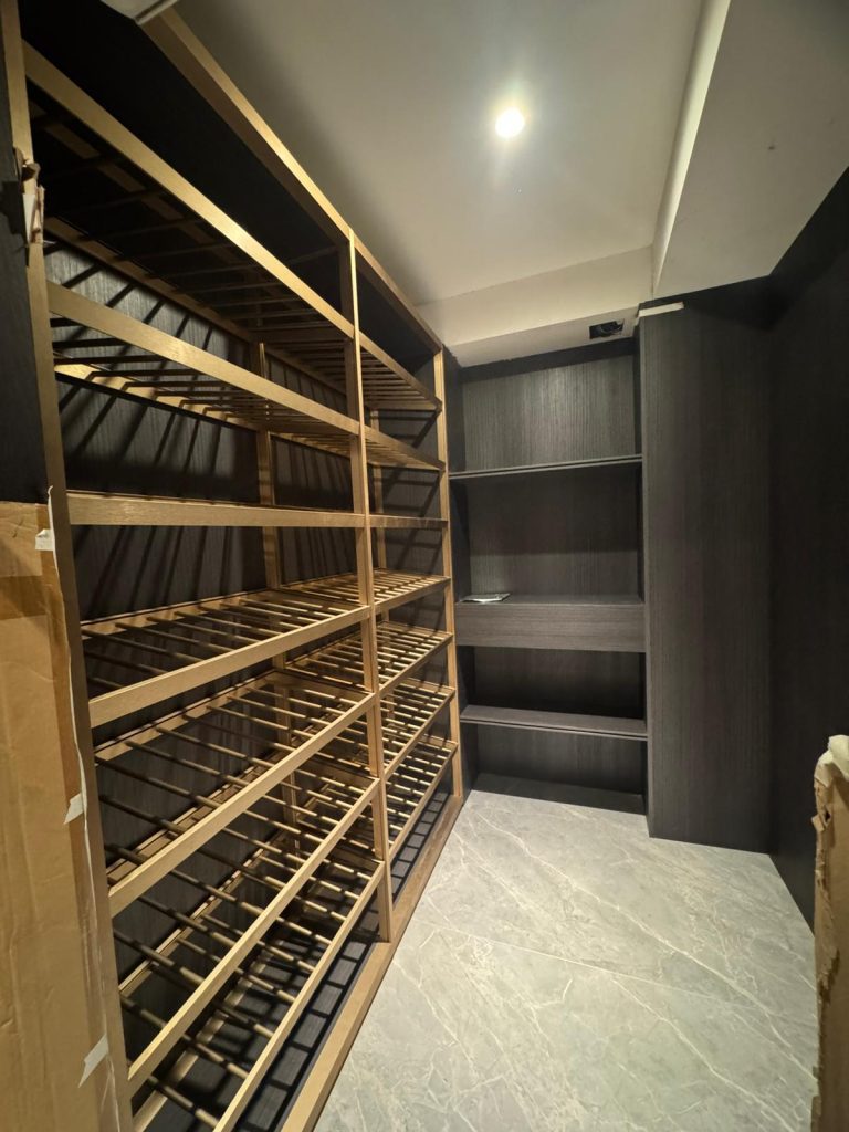 Aluminium vs Wood Kitchen Cabinets Singapore
