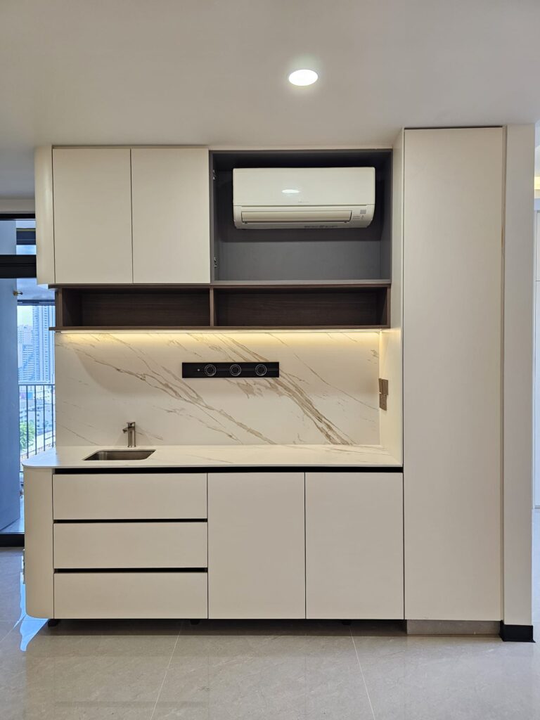 Aluminium vs Wood Cabinets - singapore woodlands - mandai - yishun - kranji - central singapore