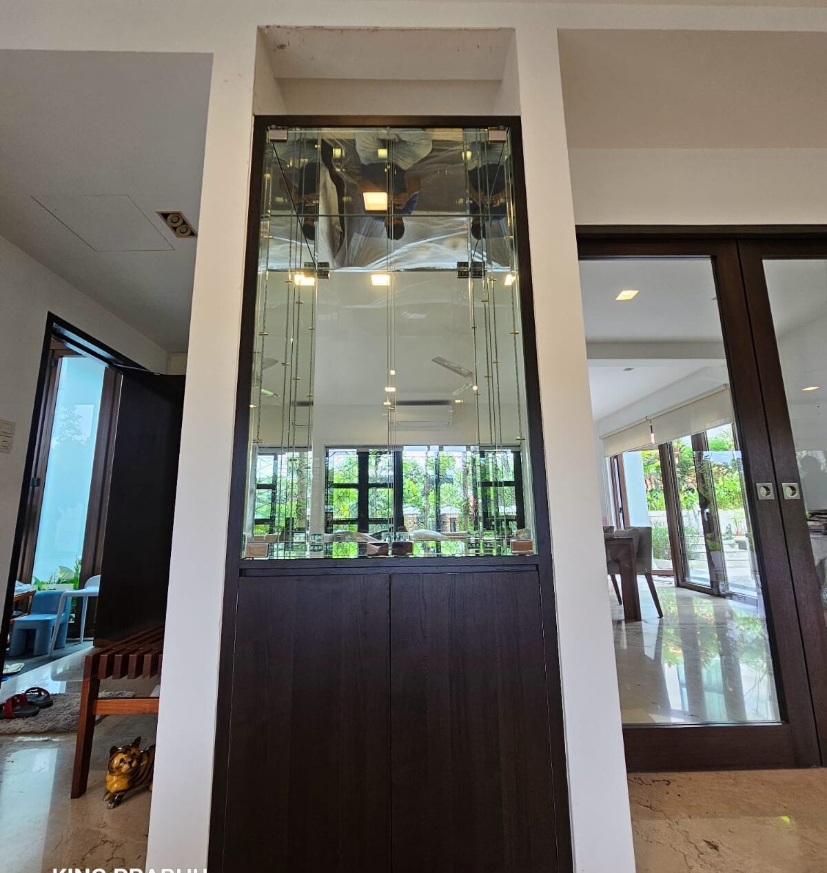 beautiful-customised-cabinet-singapore