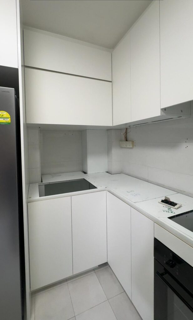 woodlands-white-kitchen-cabinet-singapore
